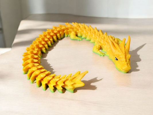 Medium sized articulated dragon with long flexible body
