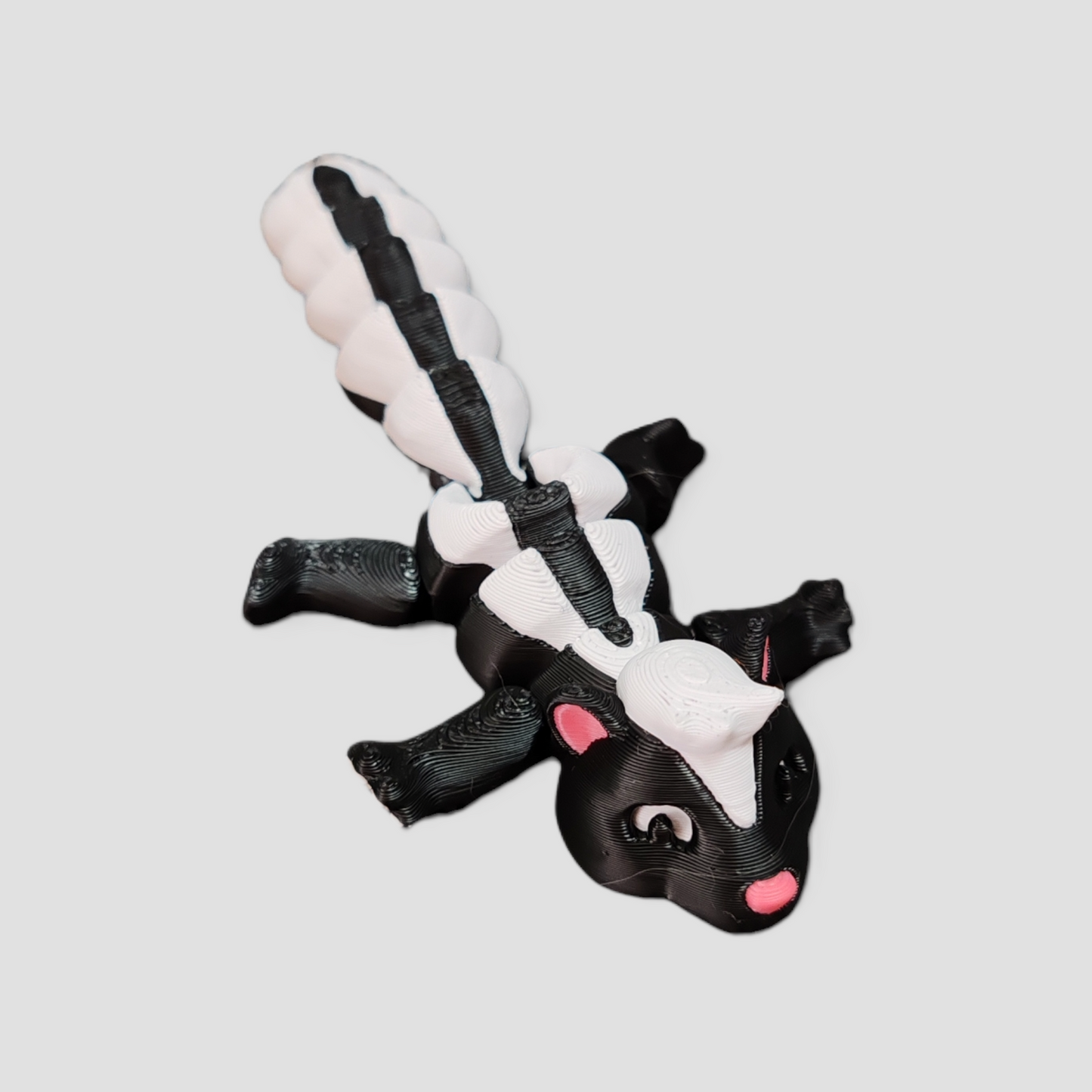 Trash Animals™ – Articulated Skunk Collectible Figure
